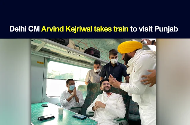 ARVIND-KEJRIWAL-TRAIN